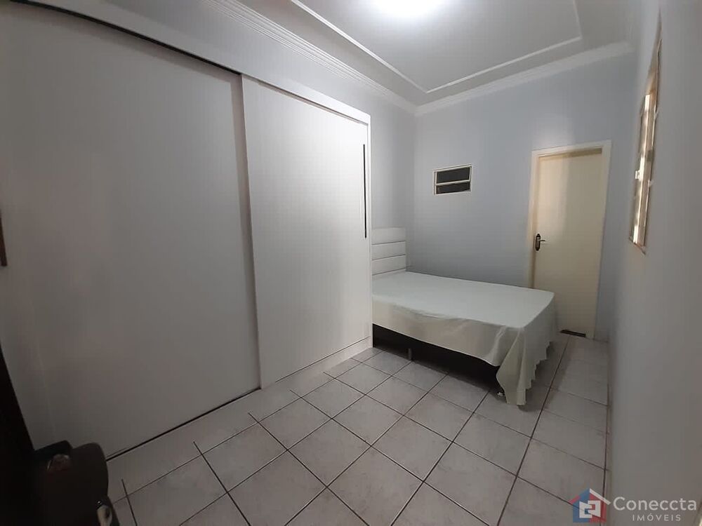 Casa à venda com 3 quartos, 181m² - Foto 3