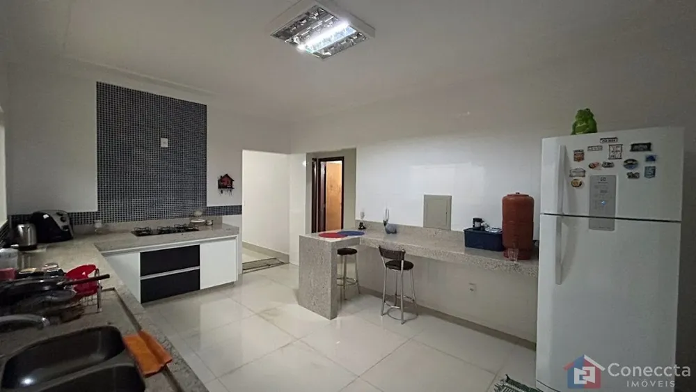 Casa, 3 quartos, 229 m² - Foto 6