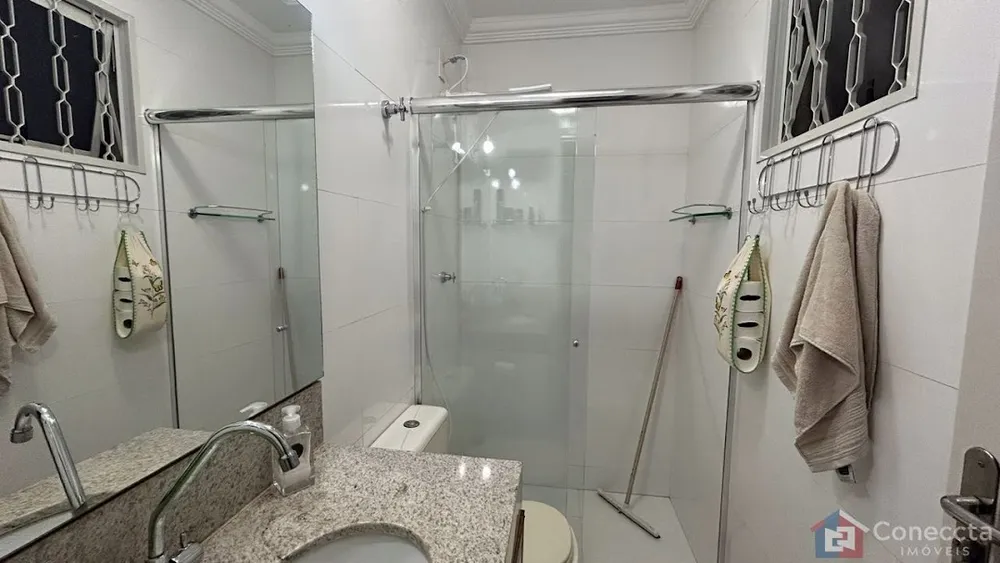 Casa, 3 quartos, 229 m² - Foto 9