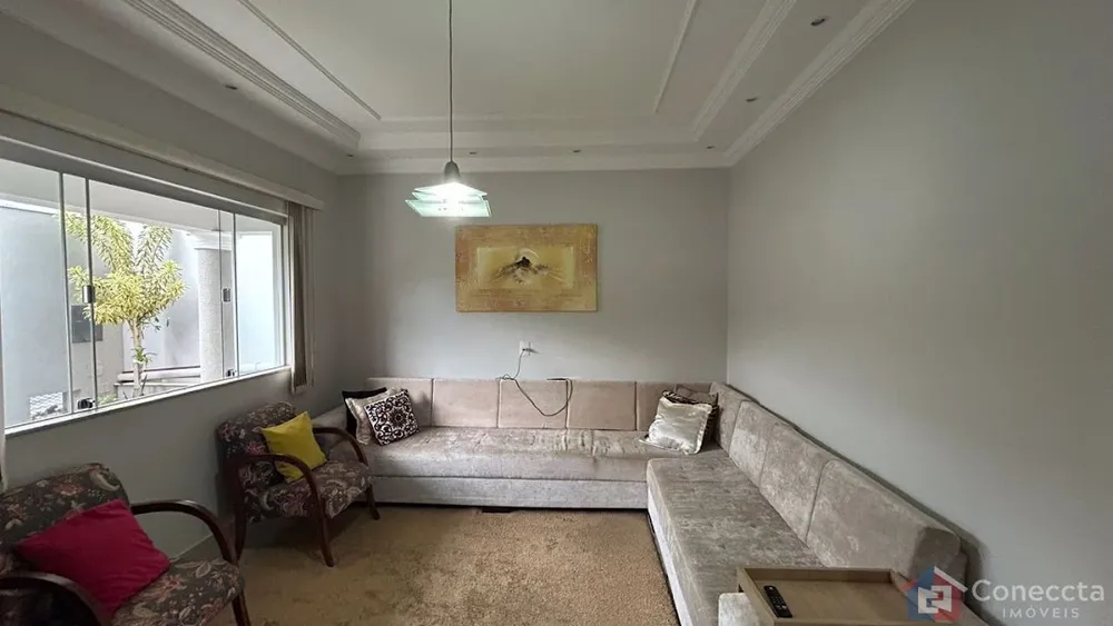Casa, 3 quartos, 229 m² - Foto 1