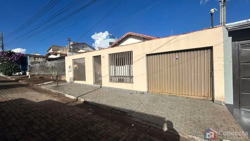 Casa, 3 quartos, 147 m² - Foto 1
