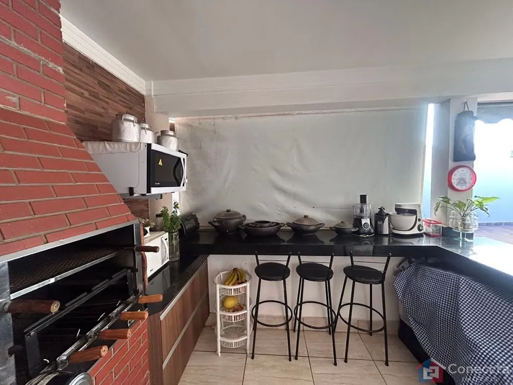 Casa, 3 quartos, 158 m² - Foto 3