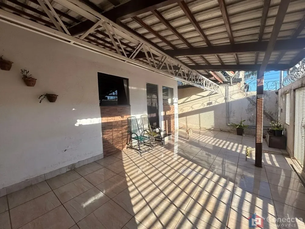 Casa, 3 quartos, 158 m² - Foto 1
