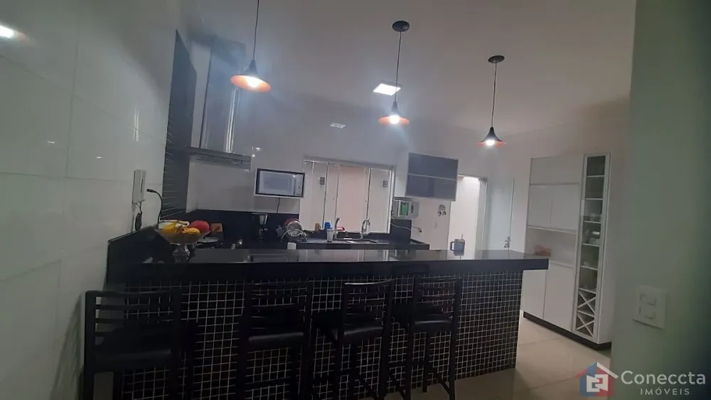 Casa, 3 quartos, 220 m² - Foto 7