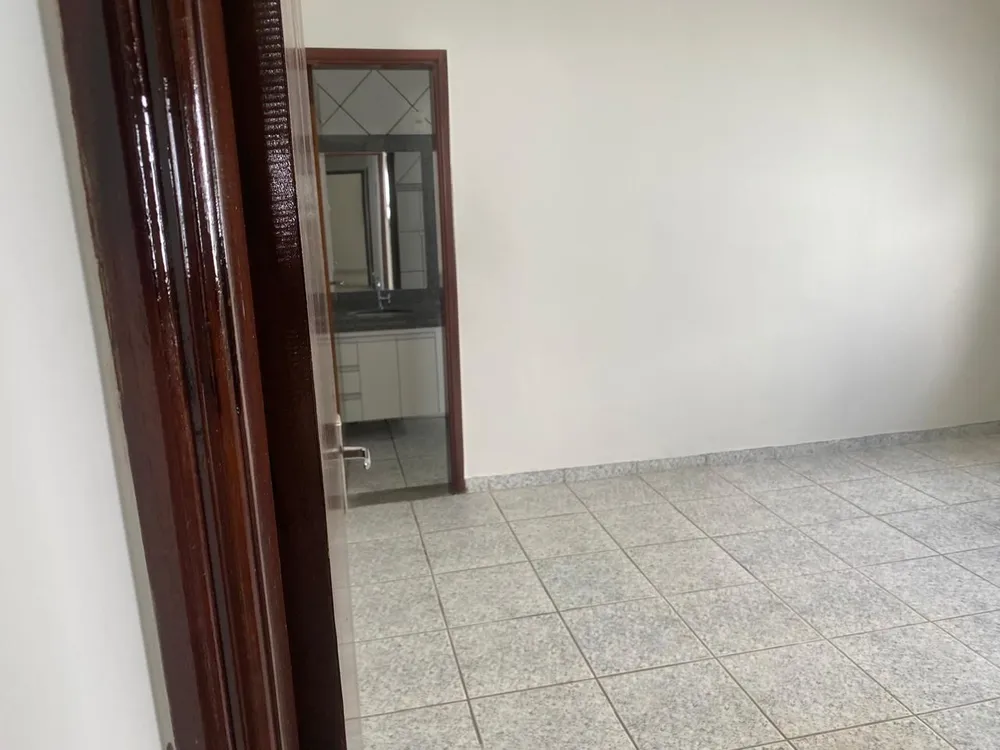 Casa, 4 quartos, 230 m² - Foto 6