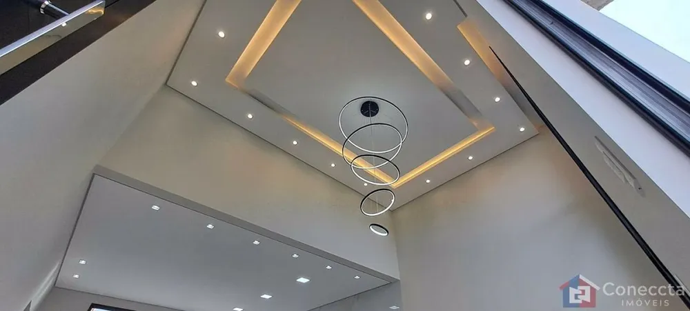 Casa, 3 quartos, 231 m² - Foto 1