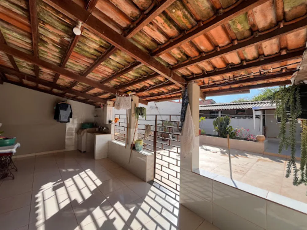Casa, 2 quartos, 179 m² - Foto 1