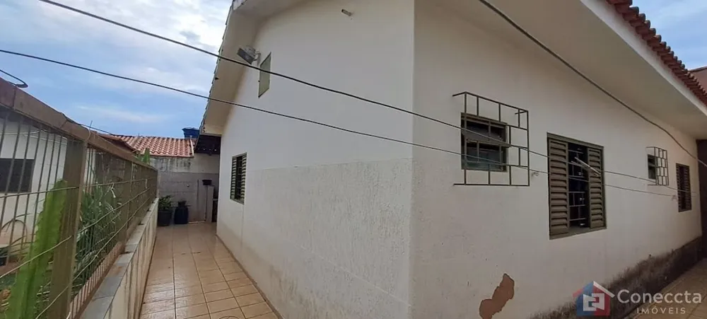 Casa, 4 quartos, 195 m² - Foto 3