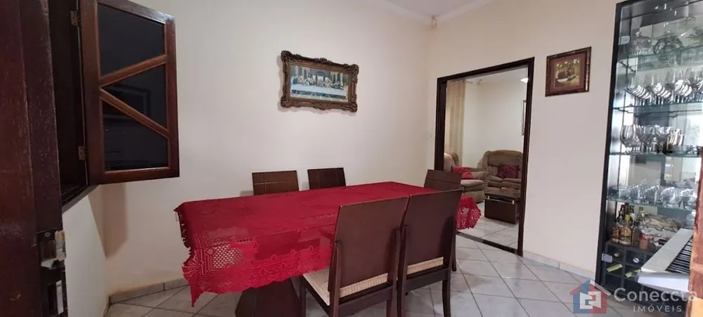 Casa, 4 quartos, 195 m² - Foto 8