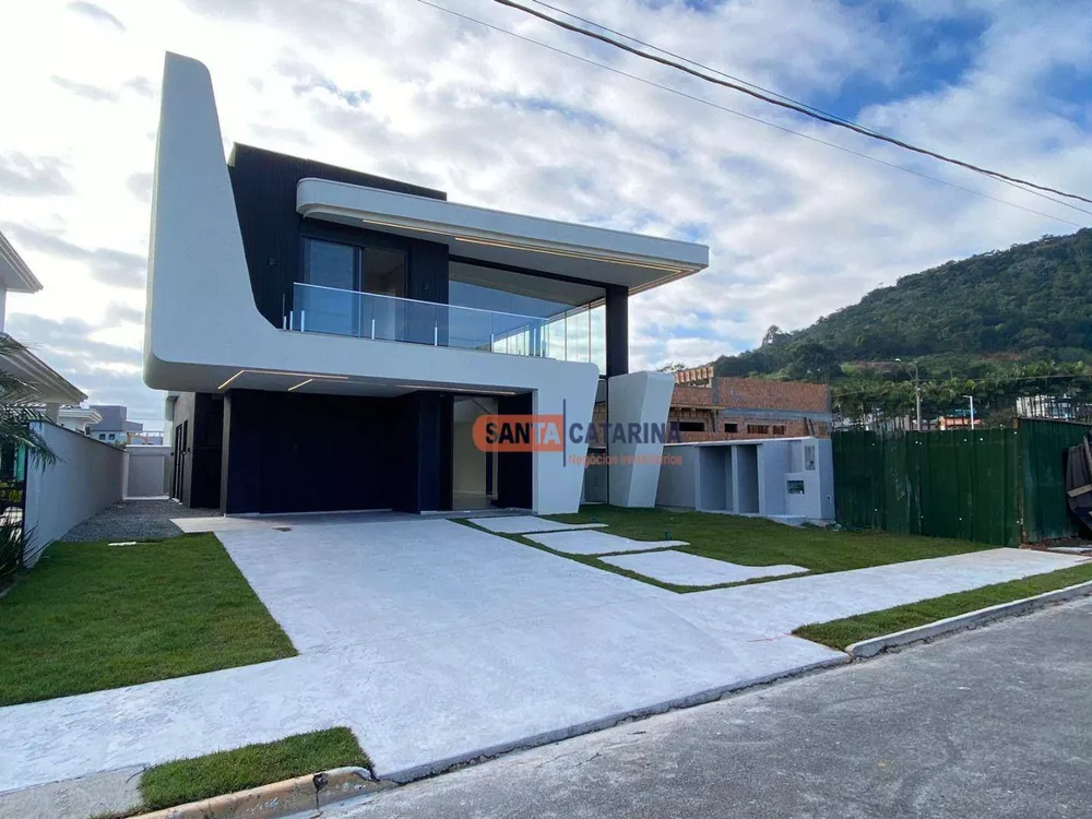 Casa de Condomínio, 4 quartos - Foto 1