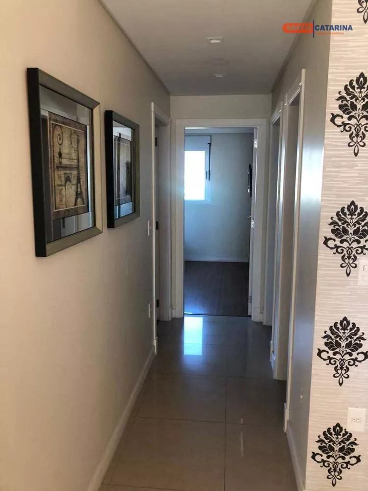 Apartamento à venda com 4 quartos, 154m² - Foto 8