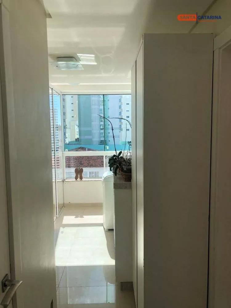 Apartamento à venda com 4 quartos, 154m² - Foto 4