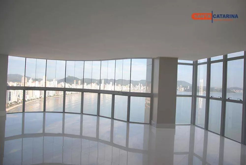 Apartamento à venda com 6 quartos, 490m² - Foto 4