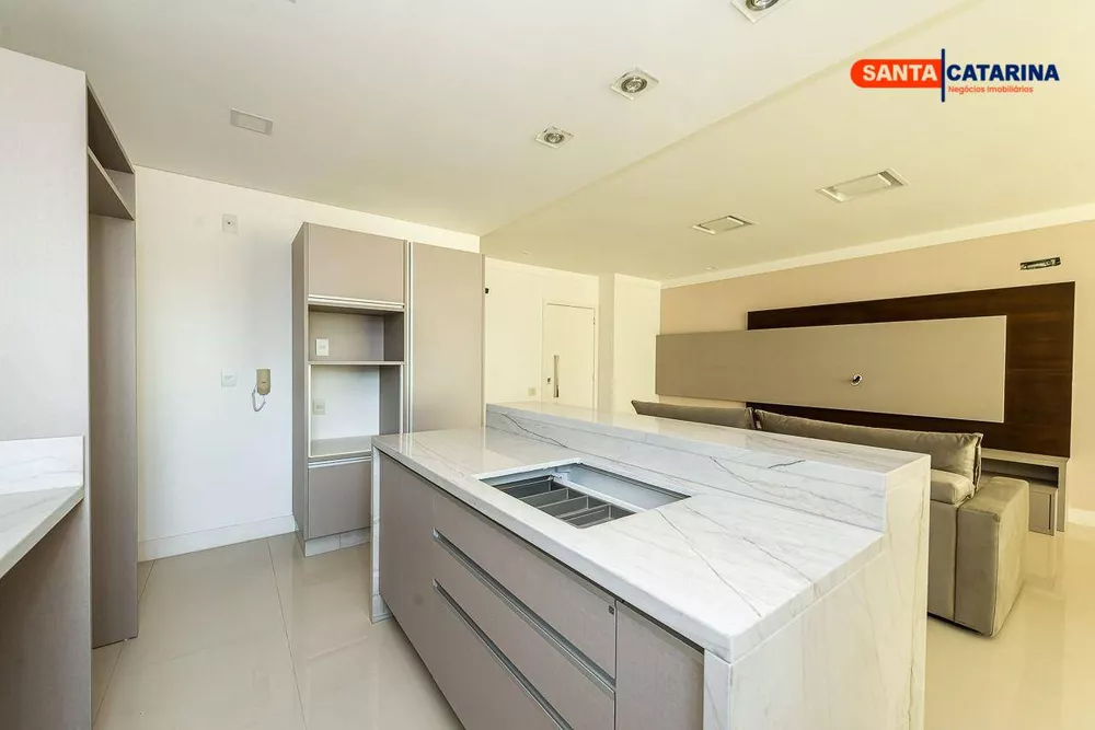 Apartamento à venda com 3 quartos, 130m² - Foto 6