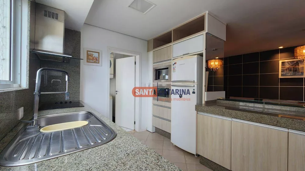 Apartamento para alugar com 2 quartos, 100m² - Foto 4