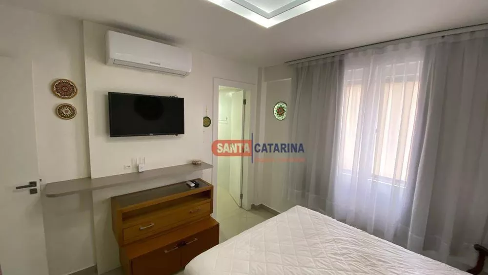 Apartamento à venda com 3 quartos, 110m² - Foto 1