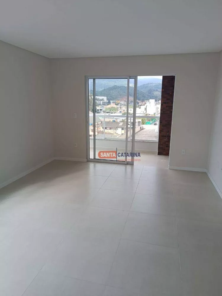 Apartamento à venda com 2 quartos, 79m² - Foto 2