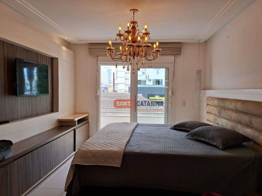 Casa, 5 quartos, 600 m² - Foto 4