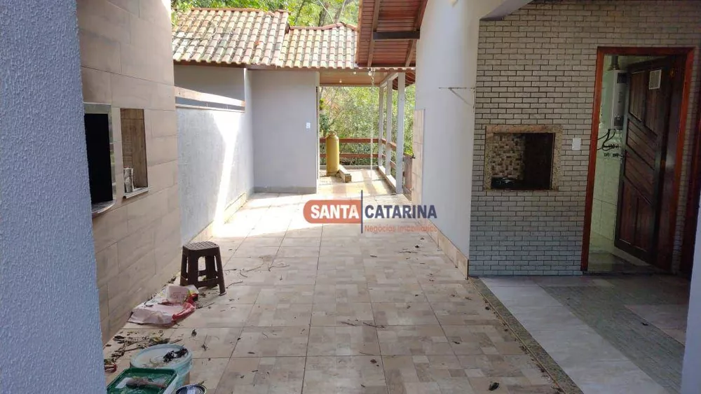 Chácara à venda com 2 quartos, 132m² - Foto 4