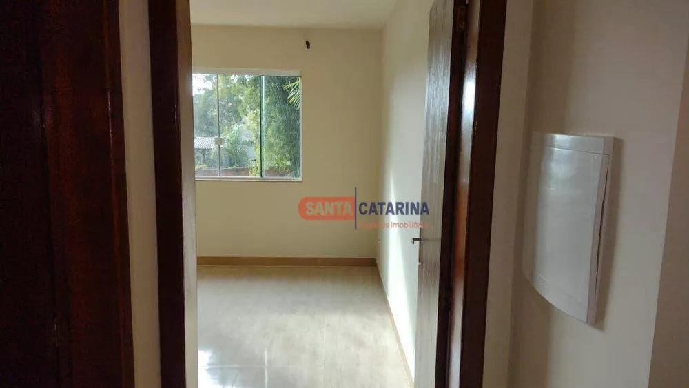 Chácara à venda com 2 quartos, 132m² - Foto 8