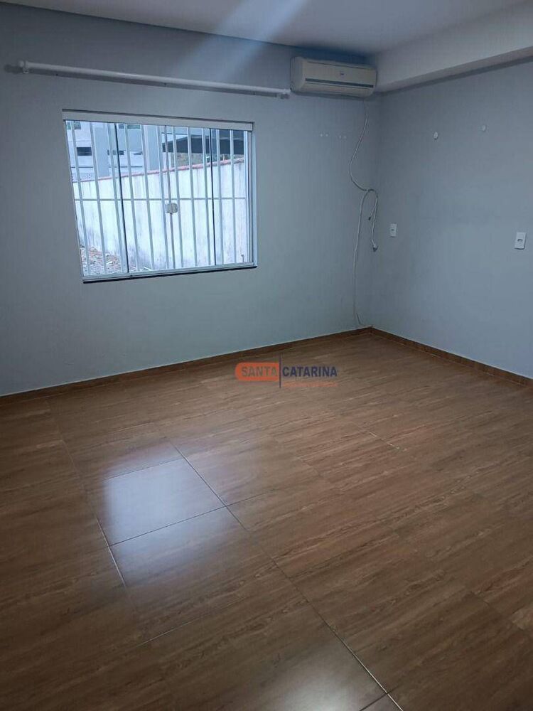 Casa, 2 quartos, 200 m² - Foto 7