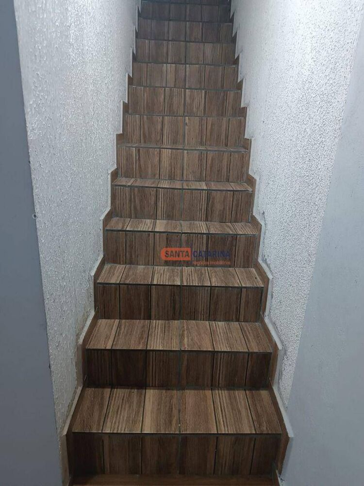 Casa, 2 quartos, 200 m² - Foto 4