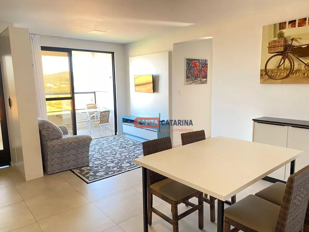 Apartamento para alugar com 2 quartos, 77m² - Foto 3