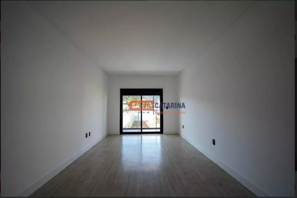 Sobrado à venda com 4 quartos, 315m² - Foto 3