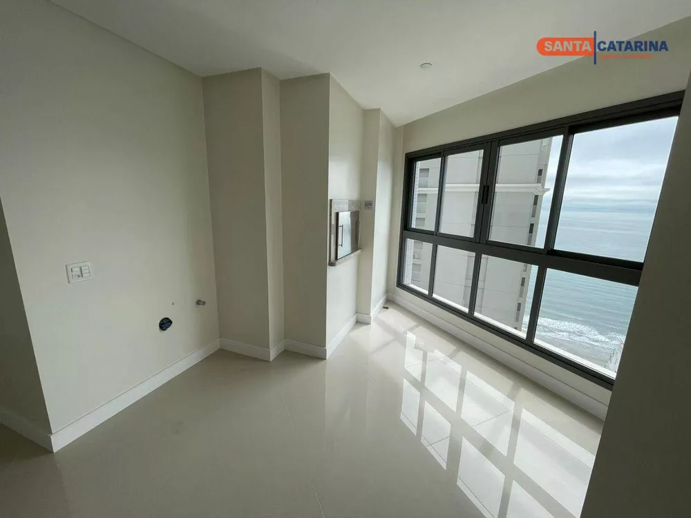 Apartamento à venda com 4 quartos, 182m² - Foto 3