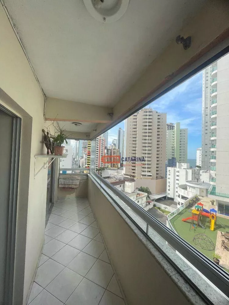 Apartamento à venda com 2 quartos, 73m² - Foto 4