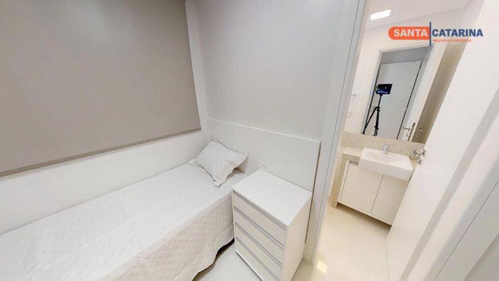 Apartamento, 4 quartos, 237 m² - Foto 2