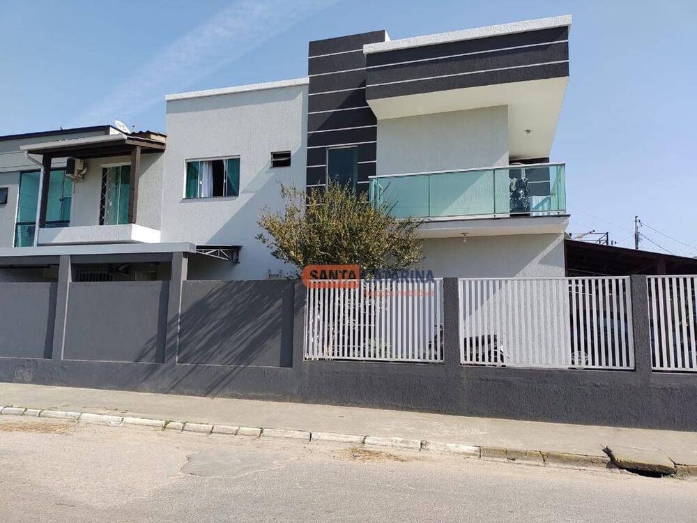 Sobrado à venda com 2 quartos, 65m² - Foto 1