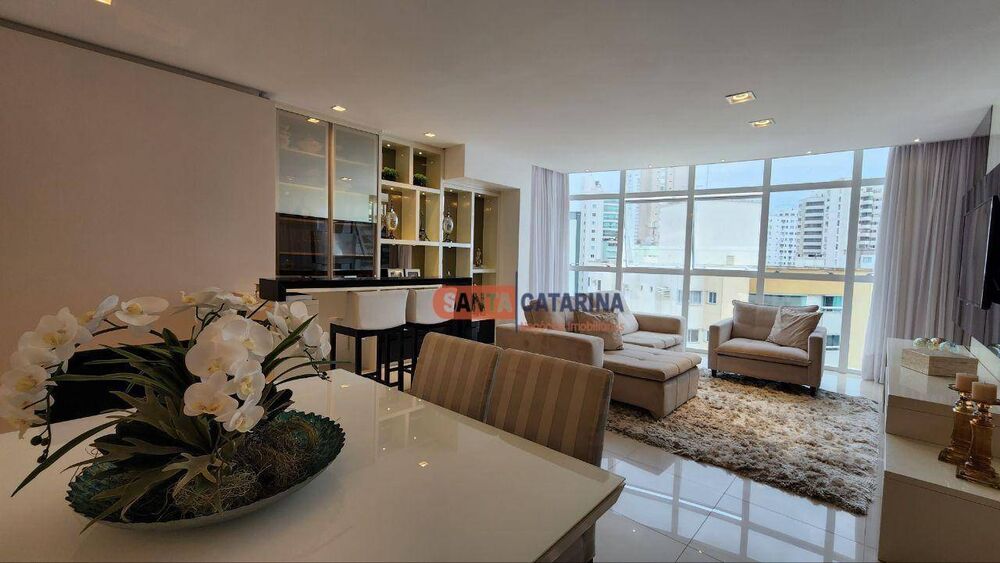 Apartamento, 3 quartos, 130 m² - Foto 1