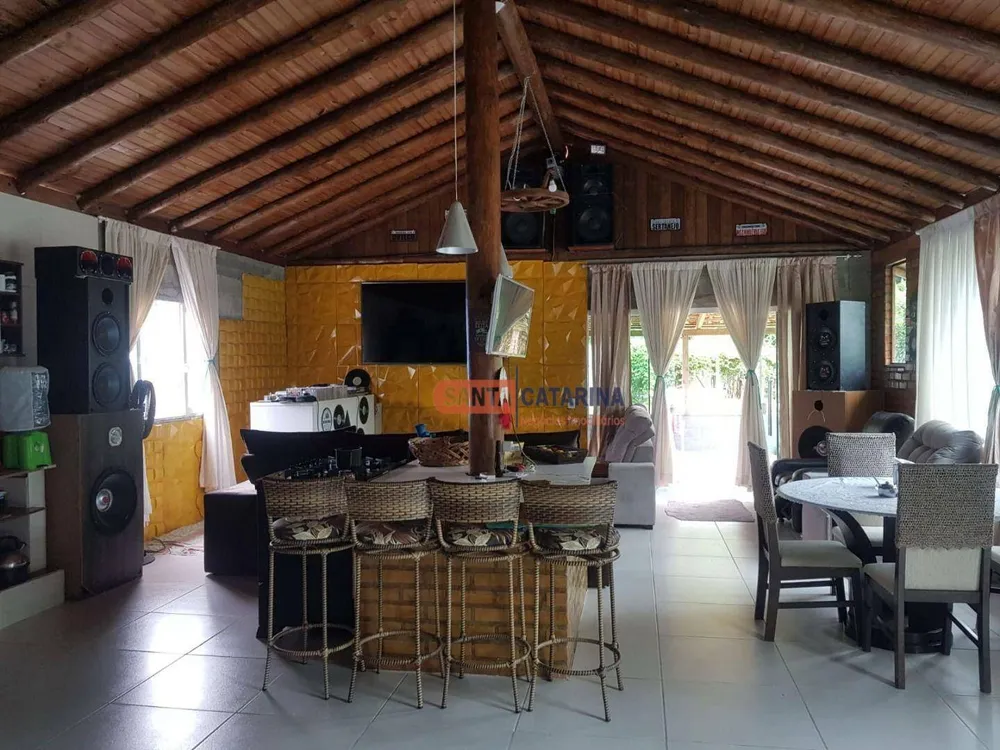 Chácara, 5 quartos, 6000 m² - Foto 4