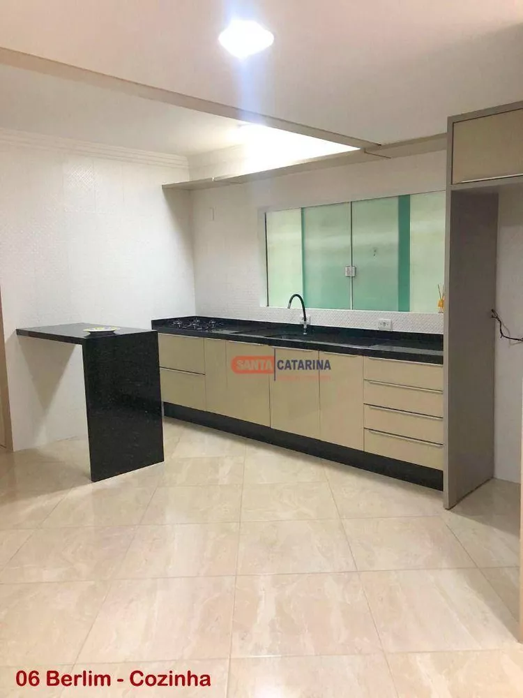 Sobrado à venda com 3 quartos, 105m² - Foto 4