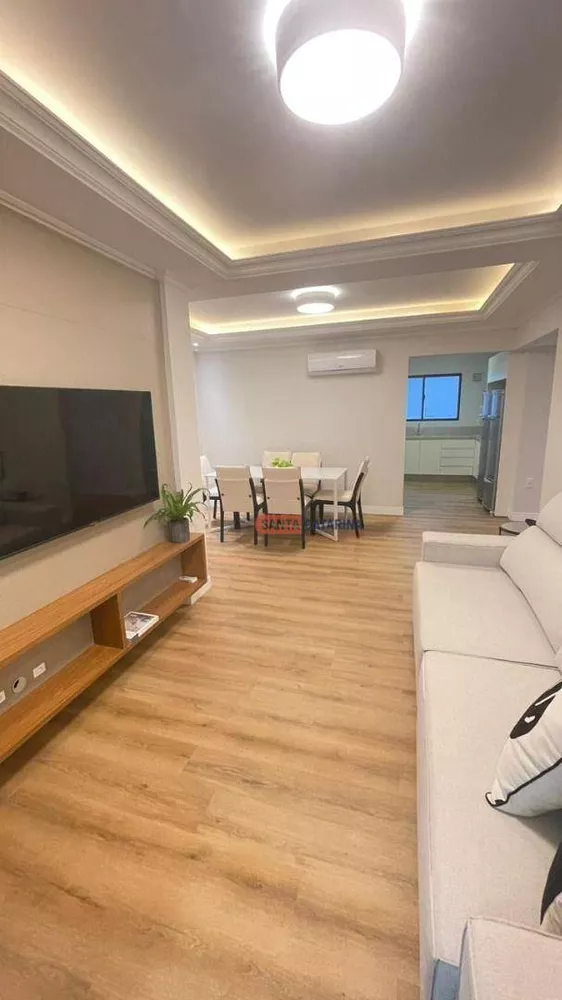 Apartamento à venda com 3 quartos, 126m² - Foto 4