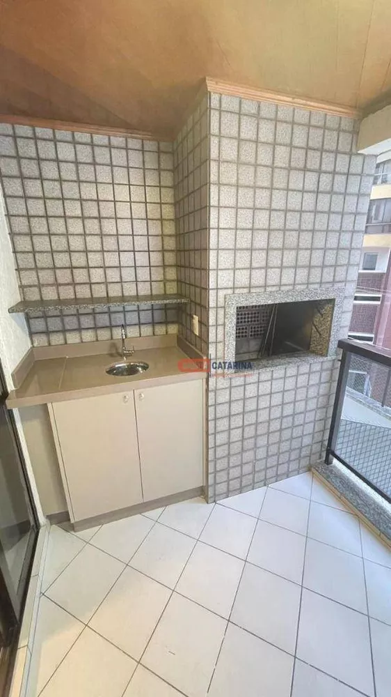 Apartamento à venda com 3 quartos, 126m² - Foto 7