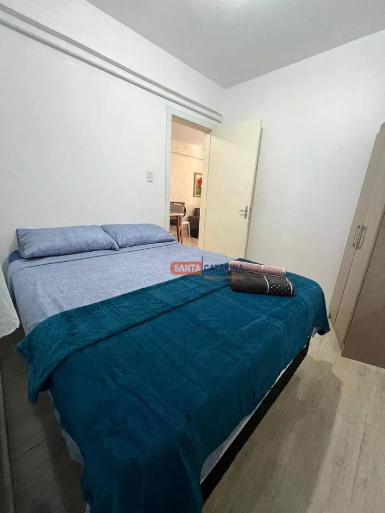 Apartamento à venda com 2 quartos, 70m² - Foto 6