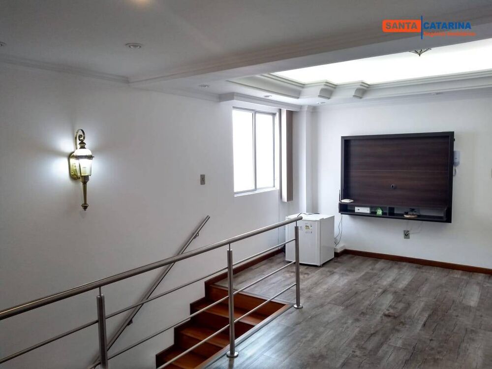 Apartamento, 4 quartos, 180 m² - Foto 1