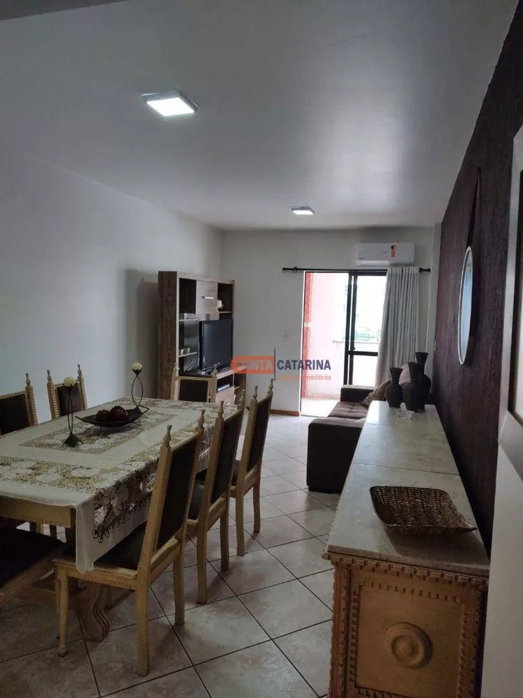 Apartamento à venda com 3 quartos, 100m² - Foto 3