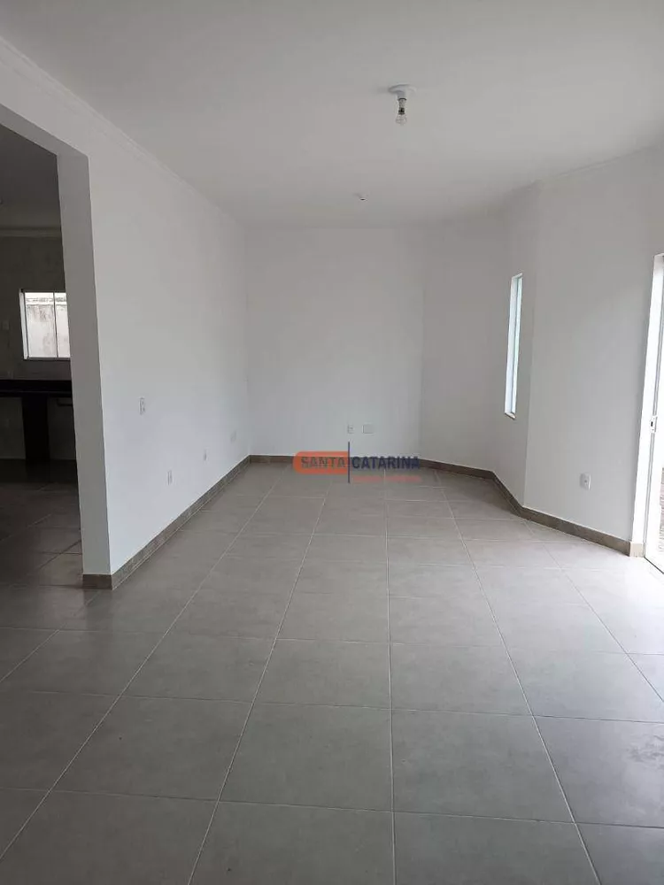 Casa de Condomínio à venda com 3 quartos, 110m² - Foto 4