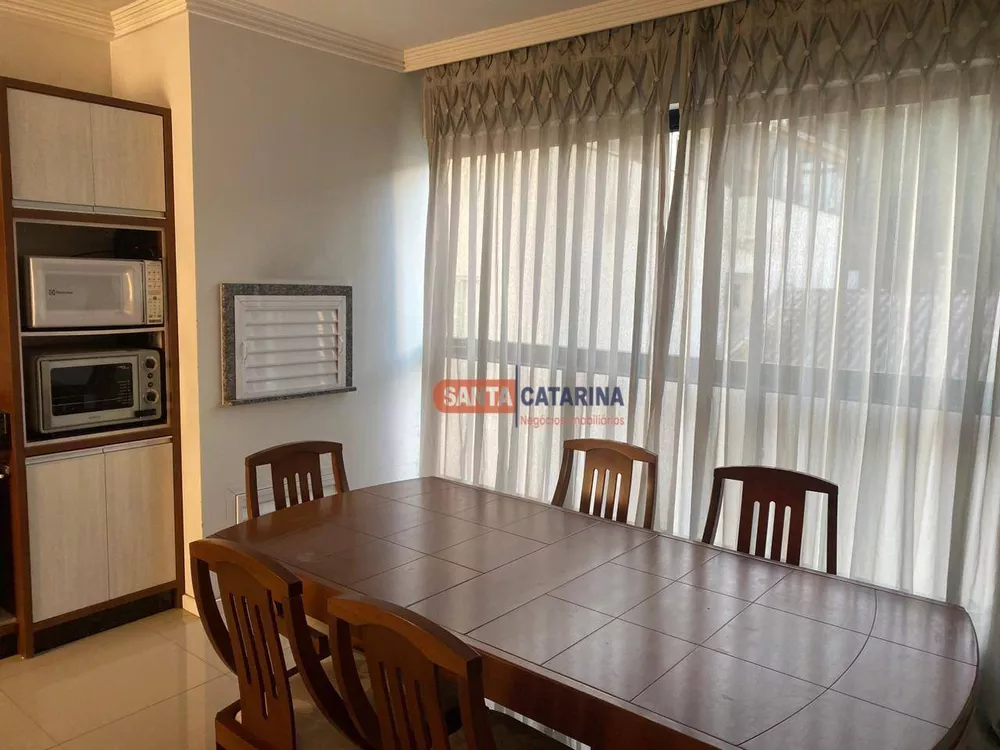 Apartamento para alugar com 2 quartos, 71m² - Foto 6