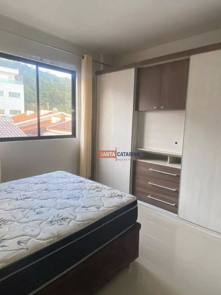 Apartamento para alugar com 2 quartos, 71m² - Foto 8