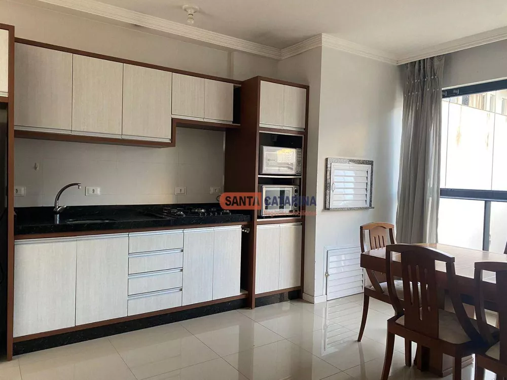 Apartamento para alugar com 2 quartos, 71m² - Foto 1