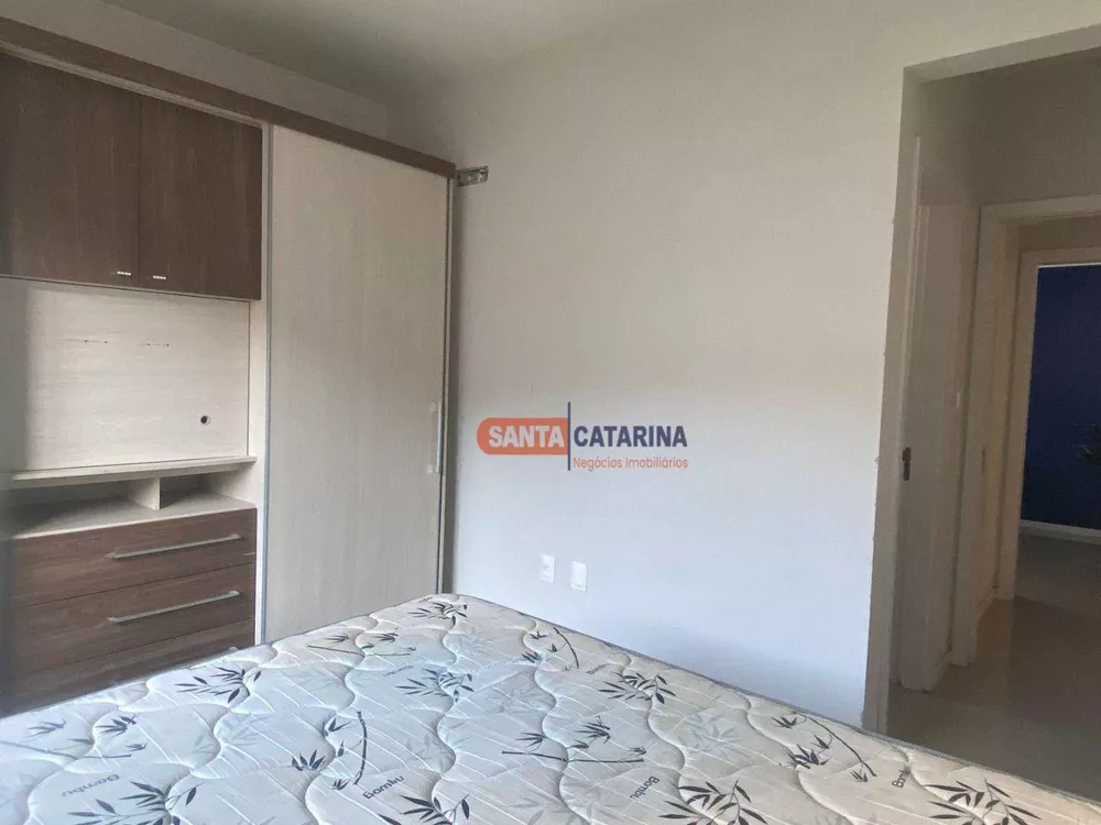 Apartamento para alugar com 2 quartos, 71m² - Foto 11