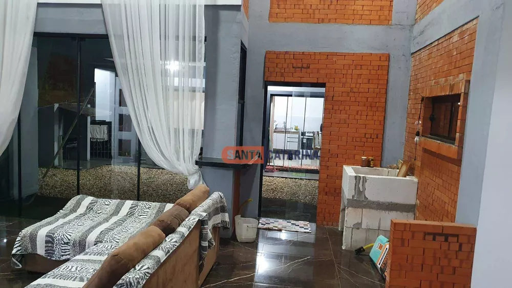 Casa de Condomínio à venda com 4 quartos, 260m² - Foto 4