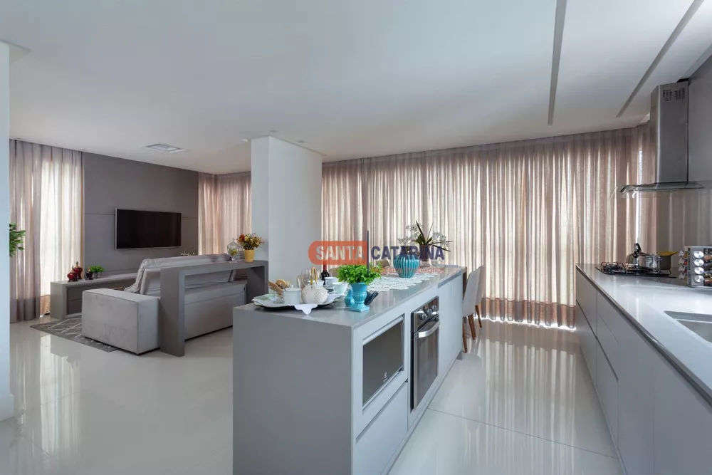 Apartamento à venda com 3 quartos, 122m² - Foto 3