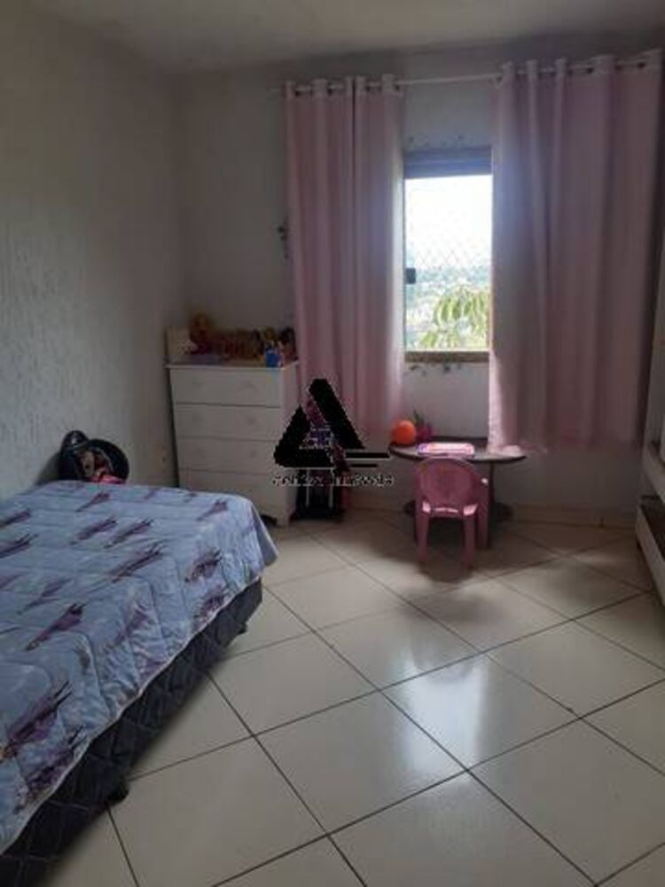 Casa à venda com 2 quartos, 253m² - Foto 2