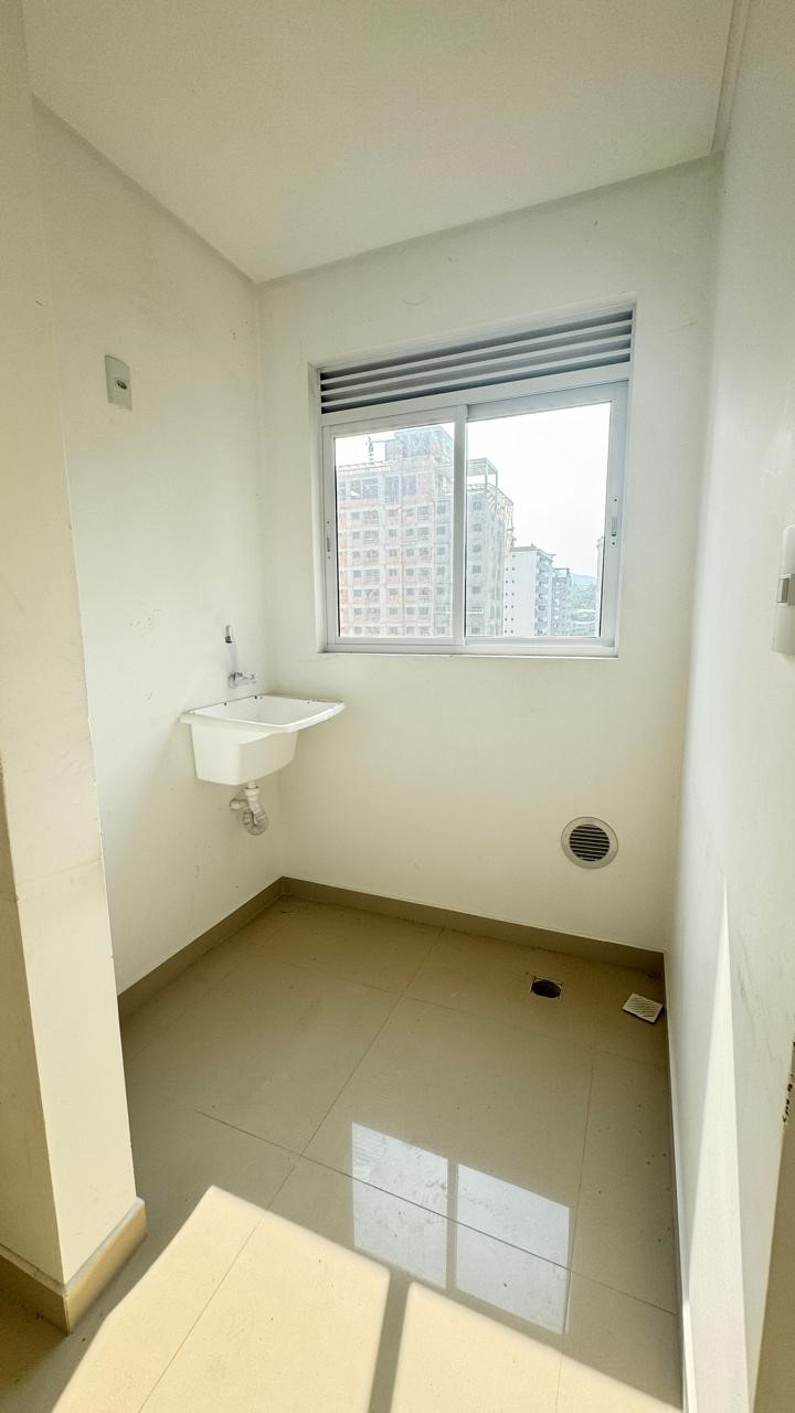 Apartamento à venda com 2 quartos, 54m² - Foto 4