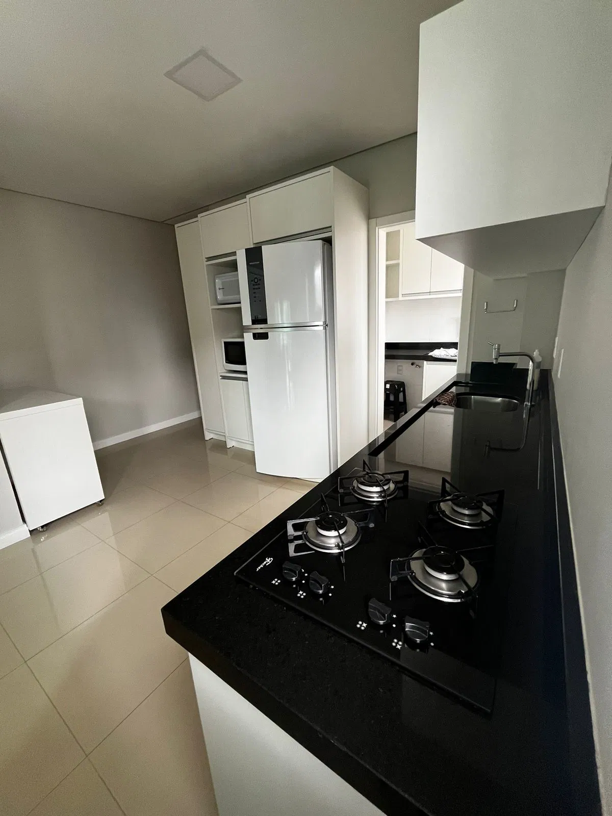 Apartamento à venda com 2 quartos, 87m² - Foto 11